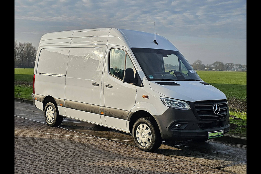 Mercedes-Benz Sprinter 317 1.9 CDI L2H2 Mbux 10 LED Navi Automaat PDC Airco Camera Euro6 170 PK!