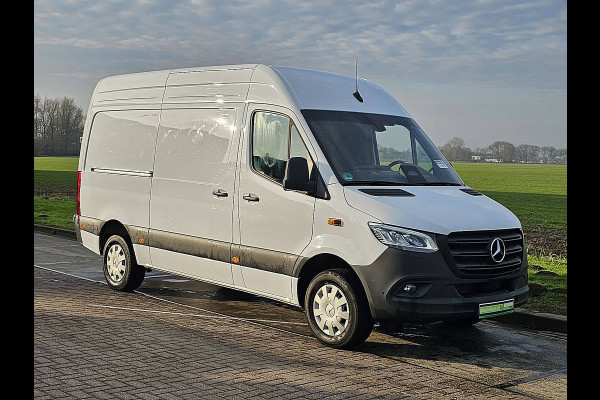 Mercedes-Benz Sprinter 317 1.9 CDI L2H2 Mbux 10 LED Navi Automaat PDC Airco Camera Euro6 170 PK!