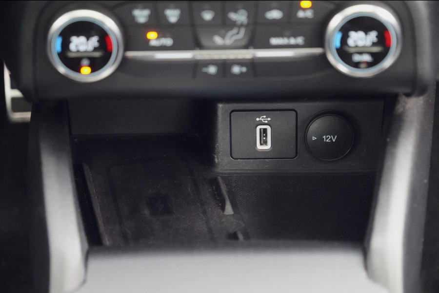 Ford FOCUS Wagon 1.5 EcoBoost ST Line Business / 1e Eigenaar / 112dkm NAP / Panodak / Incl. BTW / Navi