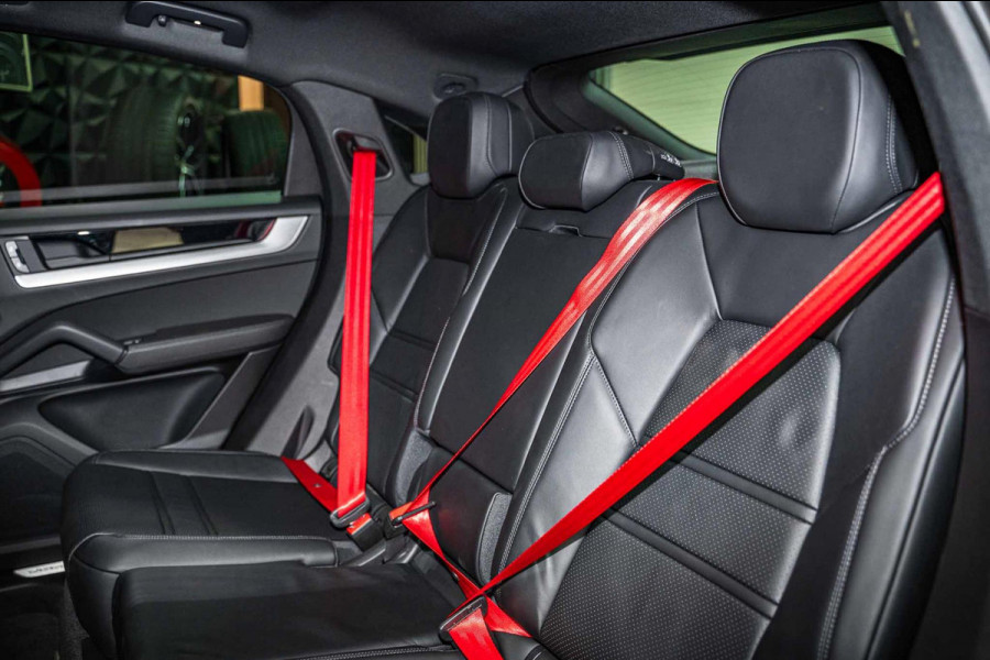 Porsche Cayenne Coupé 3.0 E-Hybrid PANO|ACC|22''|Sportdesign