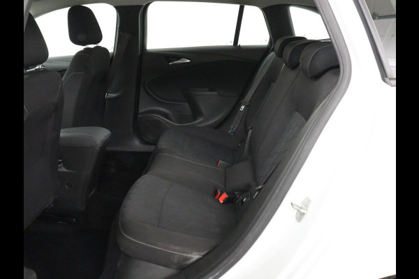 Opel Astra 1.0 Turbo 120 Jaar Edition | Trekhaak | Carplay | Navigatie | Cruise control | Airco | Parkeerhulp | LED | 16'' Lichtmetalen velgen