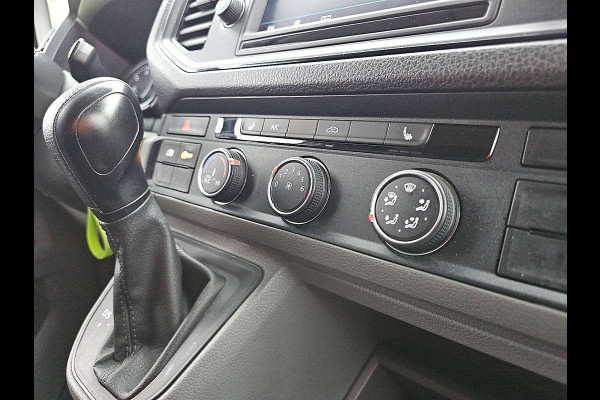 Volkswagen Crafter 35 2.0 TDI L4H3 Automaat Navi Camera Airco Cruise Control PDC Trekhaak Euro6 177 PK!