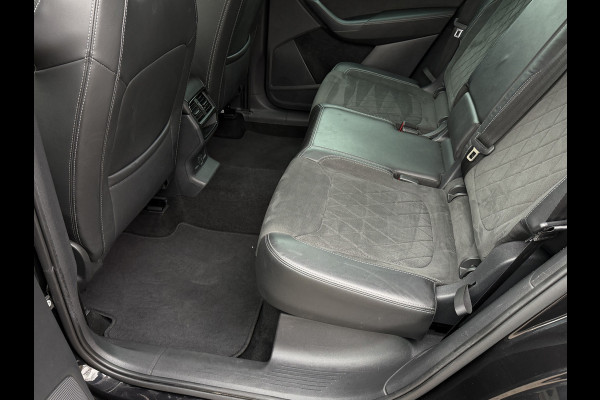 Škoda Kodiaq 1.5 TSI Sportline Business / Keyless / Afn. Trekhaak (1.800 KG) / Parkeersensoren / Carplay / 19'' LM / Camera /