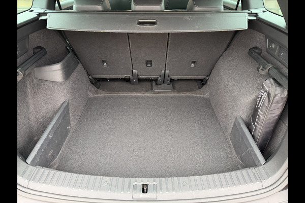 Škoda Kodiaq 1.5 TSI Sportline Business / Keyless / Afn. Trekhaak (1.800 KG) / Parkeersensoren / Carplay / 19'' LM / Camera /