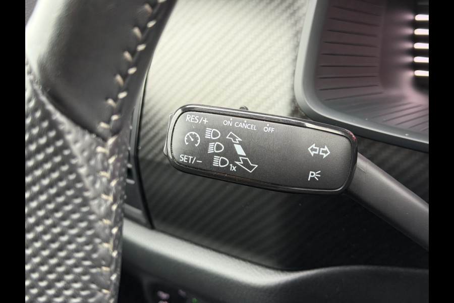 Škoda Kodiaq 1.5 TSI Sportline Business / Keyless / Afn. Trekhaak (1.800 KG) / Parkeersensoren / Carplay / 19'' LM / Camera /