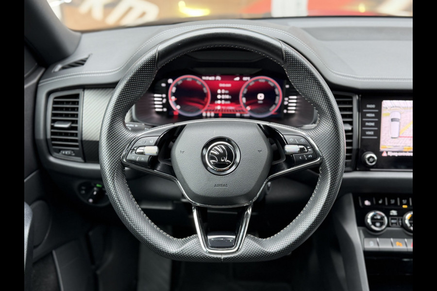 Škoda Kodiaq 1.5 TSI Sportline Business / Keyless / Afn. Trekhaak (1.800 KG) / Parkeersensoren / Carplay / 19'' LM / Camera /