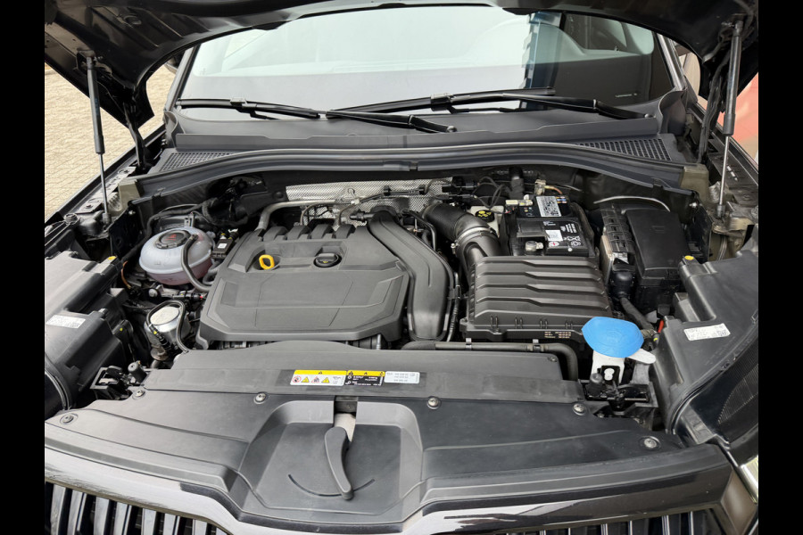 Škoda Kodiaq 1.5 TSI Sportline Business / Keyless / Afn. Trekhaak (1.800 KG) / Parkeersensoren / Carplay / 19'' LM / Camera /