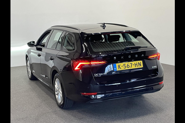 Škoda Octavia Combi 1.0 e-TSI Business Edition Airco ECC Navi Carplay PDC VA DAB+ Full LED Cruise Control