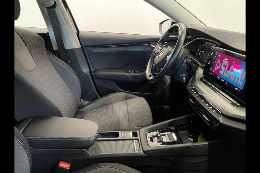 Škoda Octavia Combi 1.0 e-TSI Business Edition Airco ECC Navi Carplay PDC VA DAB+ Full LED Cruise Control