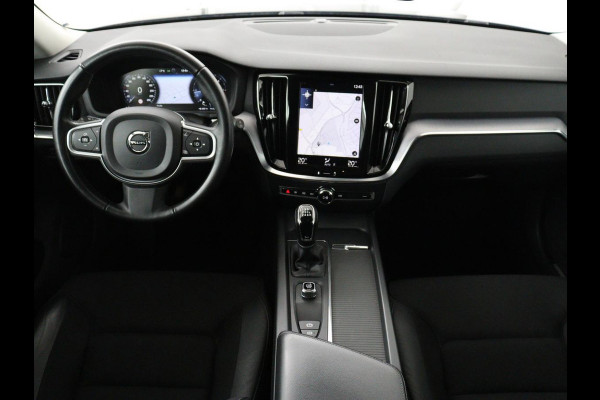 Volvo V60 2.0 D3 Momentum Pro | Trekhaak | Half leder | Carplay | Navigatie | Full LED | Cruise control | Parkeerhulp | Bluetooth