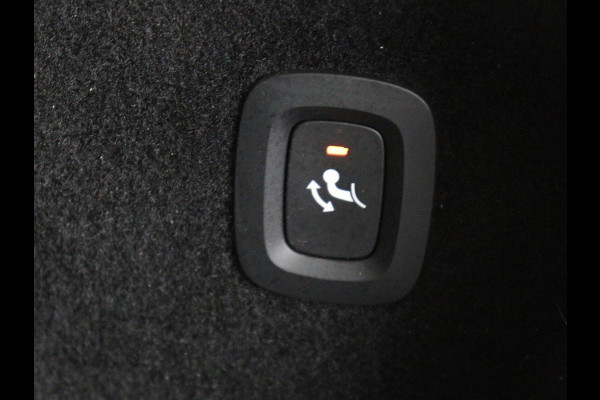 Volvo V60 2.0 D3 Momentum Pro | Trekhaak | Half leder | Carplay | Navigatie | Full LED | Cruise control | Parkeerhulp | Bluetooth