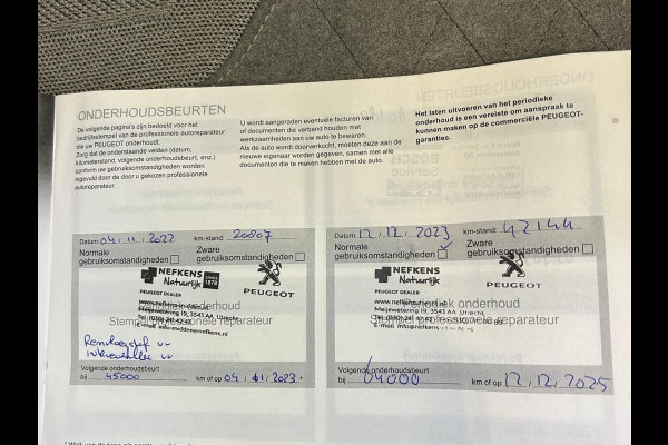 Peugeot e-2008 EV GT 50 kWh | ELEKTRISCH SCHUIFDAK | Alcantara | Stoelverwarming | Navigatie | Adaptive cruise control