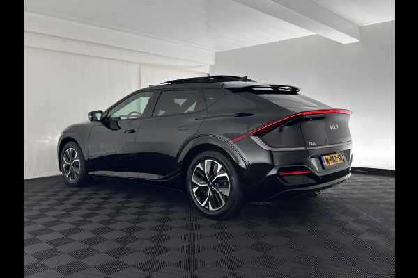 Kia Ev6 GT-Line 77.4 kWh (3-Fase-11kW) {SOH-96%} (INCL-BTW) Aut. *HEATPUMP | PANO | HEAD-UP | LEATHER-ALCANTARA | ADAPTIVE-CRUISE | DIGI-COCKPIT | MERIDIAN-AUDIO | MEMORYPACK | FULL-LED | KEYLESS | TOPVIEW | DAB | BLINDSPOT | NAVI-FULLMAP |