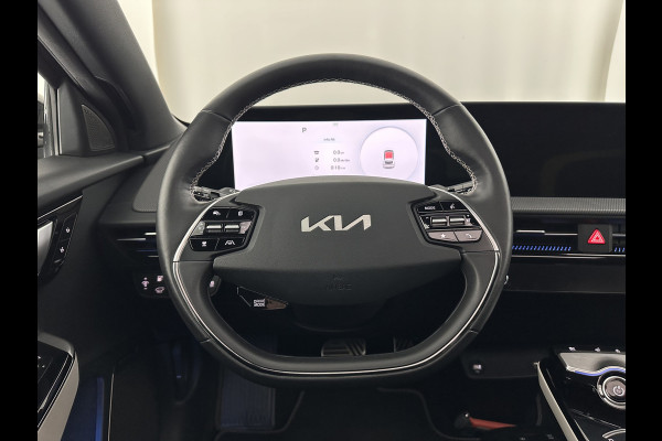 Kia Ev6 GT-Line 77.4 kWh (3-Fase-11kW) {SOH-96%} (INCL-BTW) Aut. *HEATPUMP | PANO | HEAD-UP | LEATHER-ALCANTARA | ADAPTIVE-CRUISE | DIGI-COCKPIT | MERIDIAN-AUDIO | MEMORYPACK | FULL-LED | KEYLESS | TOPVIEW | DAB | BLINDSPOT | NAVI-FULLMAP |
