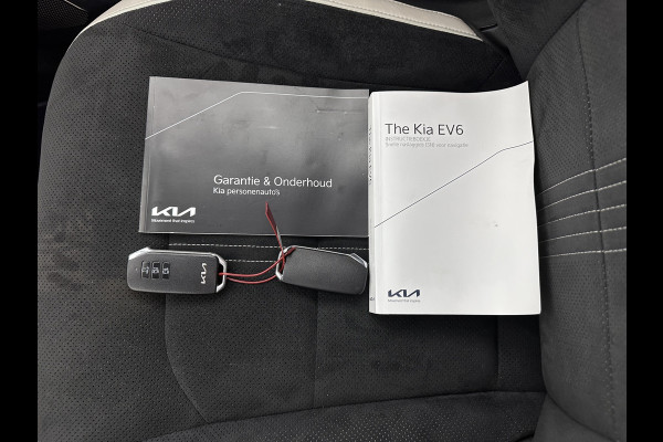 Kia Ev6 GT-Line 77.4 kWh (3-Fase-11kW) {SOH-96%} (INCL-BTW) Aut. *HEATPUMP | PANO | HEAD-UP | LEATHER-ALCANTARA | ADAPTIVE-CRUISE | DIGI-COCKPIT | MERIDIAN-AUDIO | MEMORYPACK | FULL-LED | KEYLESS | TOPVIEW | DAB | BLINDSPOT | NAVI-FULLMAP |