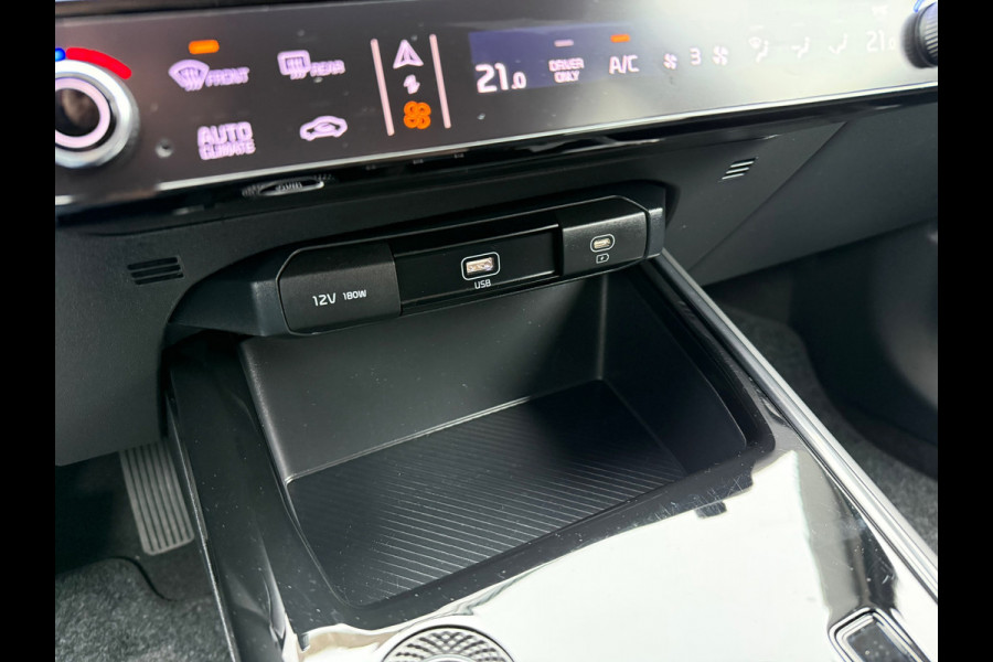 Kia Niro 1.6 GDi Hybrid DynamicLine - Automaat - Navi - Climate - Parkeerhulp