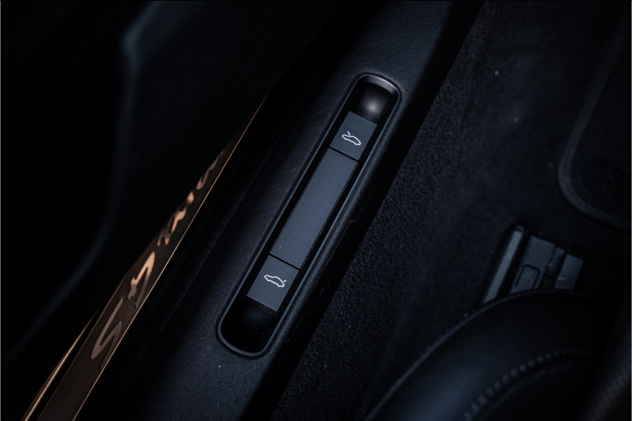 Porsche 911 Cabrio 4S (450pk) Sport Design ** Ventilatie ** 4 wielsturing ** BOSE ** Classic 21"