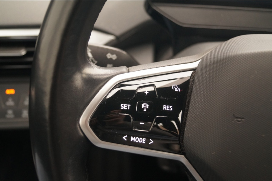 Volkswagen ID.4 Pro Life 77kWh -SOH93%-TREKHAAK-NAVI-ECC-PDC-