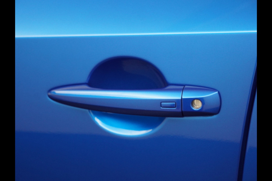 Nissan QASHQAI 1.5 e-Power Business Executive Apple  Carplay/Android Auto - Cruise Control - Dodehoekdetectie - 360 graden camera - Navigatie - Panorama dak - Stoelverwarming - Virena Zekerheidspakket €895,-