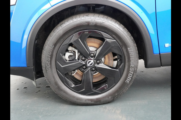 Nissan QASHQAI 1.5 e-Power Business Executive Apple  Carplay/Android Auto - Cruise Control - Dodehoekdetectie - 360 graden camera - Navigatie - Panorama dak - Stoelverwarming - Virena Zekerheidspakket €895,-