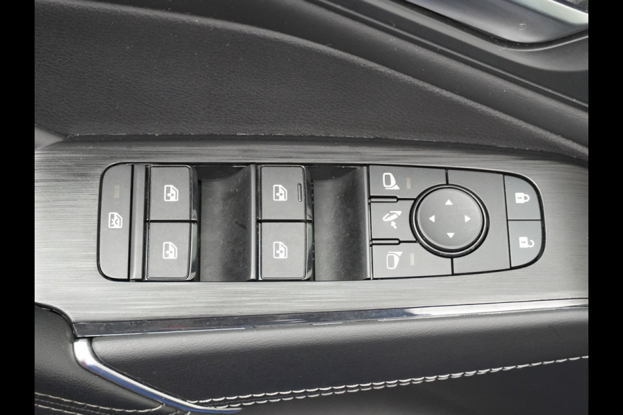 Nissan QASHQAI 1.5 e-Power Business Executive Apple  Carplay/Android Auto - Cruise Control - Dodehoekdetectie - 360 graden camera - Navigatie - Panorama dak - Stoelverwarming - Virena Zekerheidspakket €895,-