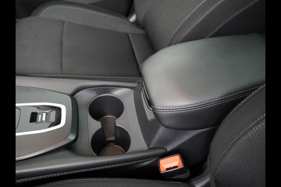 Nissan QASHQAI 1.5 e-Power Business Executive Apple  Carplay/Android Auto - Cruise Control - Dodehoekdetectie - 360 graden camera - Navigatie - Panorama dak - Stoelverwarming - Virena Zekerheidspakket €895,-