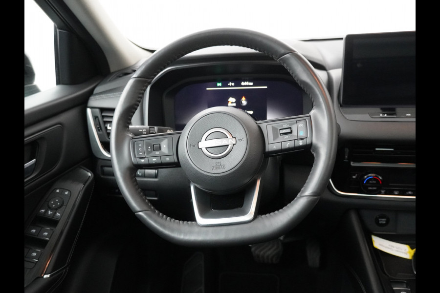 Nissan QASHQAI 1.5 e-Power Business Executive Apple  Carplay/Android Auto - Cruise Control - Dodehoekdetectie - 360 graden camera - Navigatie - Panorama dak - Stoelverwarming - Virena Zekerheidspakket €895,-