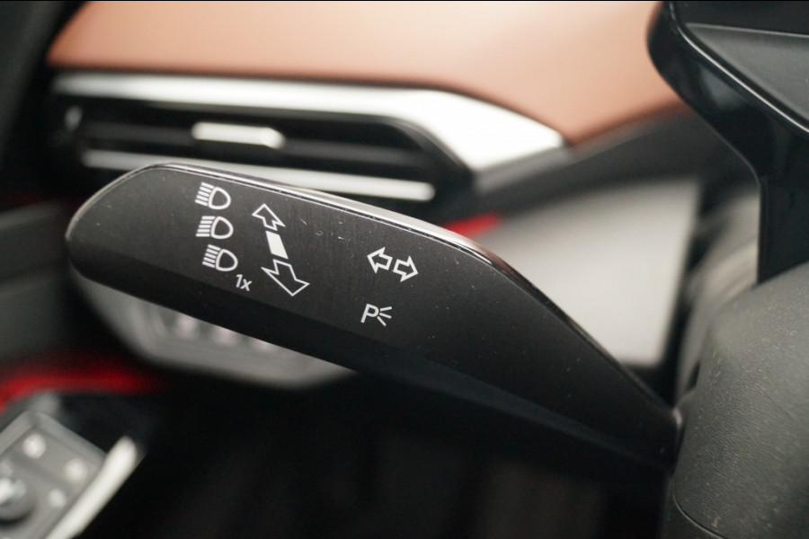 Volkswagen ID.4 Pro Family 77kWh -SOH91%-PANO-WARMTEPOMP-CAM-