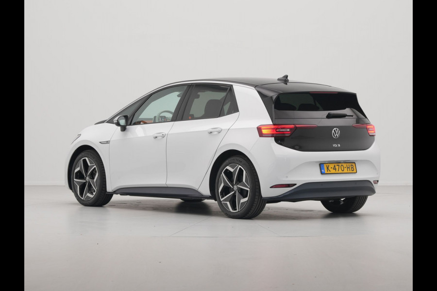 Volkswagen ID.3 First Plus 58 kWh 204pk Trekhaak Navigatie Camera Stoel/Stuurverwarming Acc