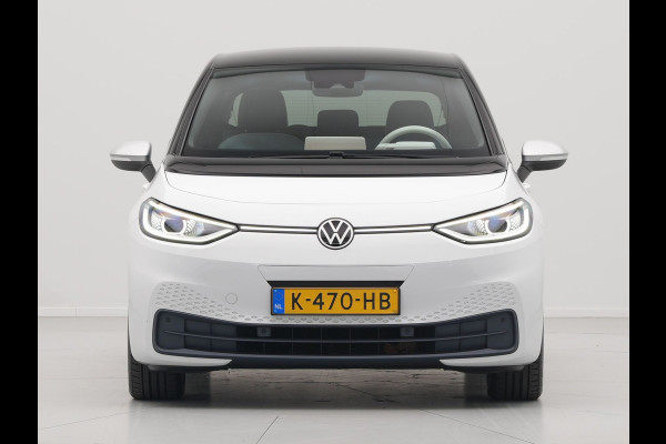 Volkswagen ID.3 First Plus 58 kWh 204pk Trekhaak Navigatie Camera Stoel/Stuurverwarming Acc
