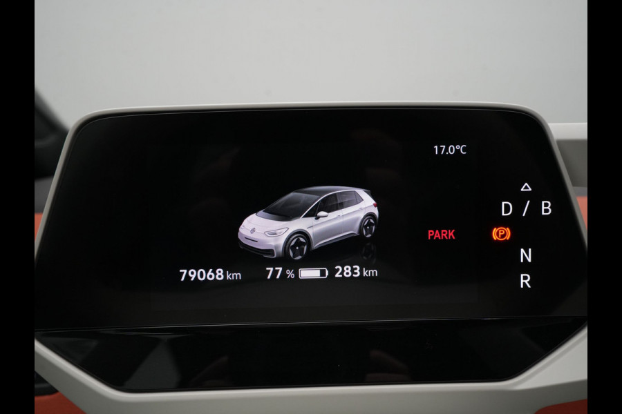 Volkswagen ID.3 First Plus 58 kWh 204pk Trekhaak Navigatie Camera Stoel/Stuurverwarming Acc