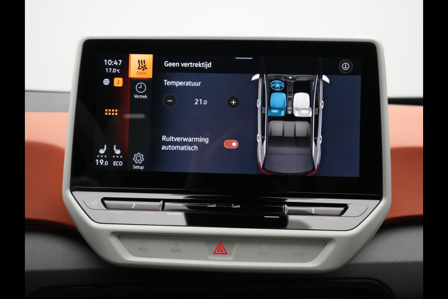 Volkswagen ID.3 First Plus 58 kWh 204pk Trekhaak Navigatie Camera Stoel/Stuurverwarming Acc