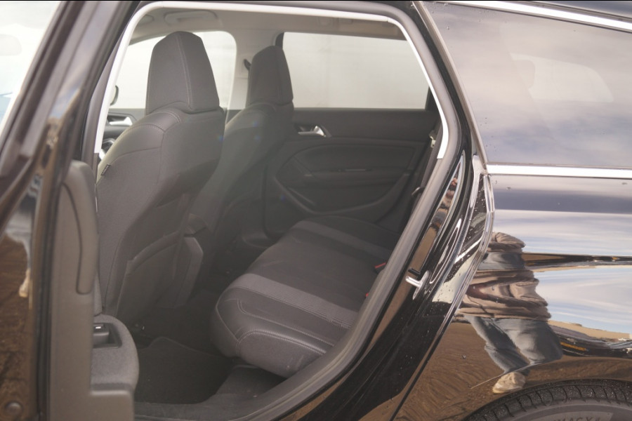 Peugeot 308 SW 1.2 PureTech 110pk Allure Pack -NAVI-DIGI-CAM-