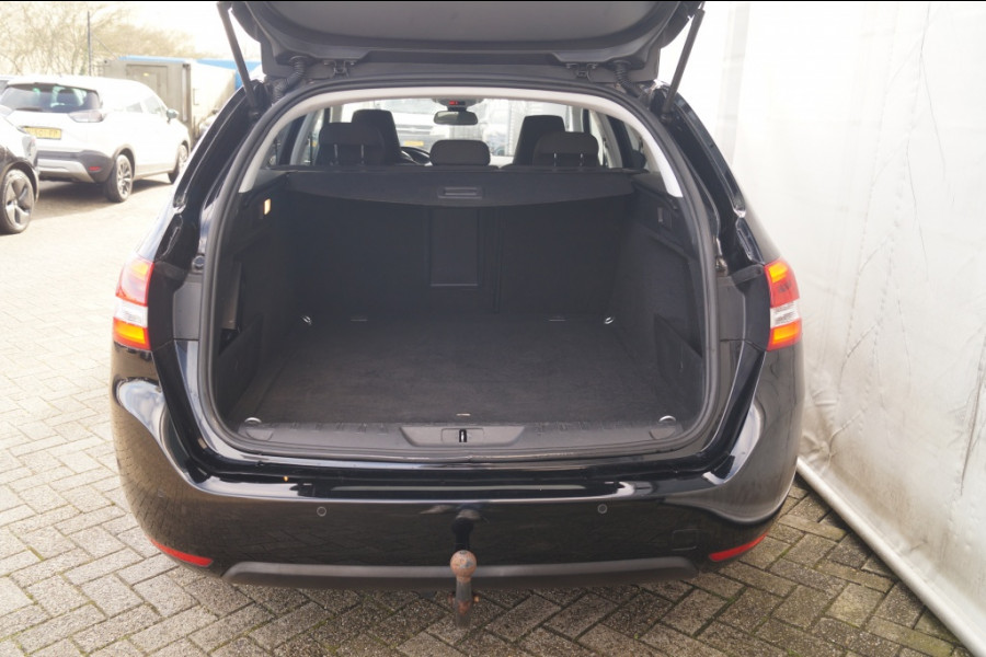 Peugeot 308 SW 1.2 PureTech 110pk Allure Pack -NAVI-DIGI-CAM-