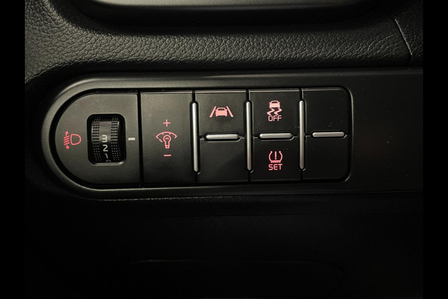 Kia Ceed Sportswagon 1.5 T-GDi DynamicLine|160PK|TREKH.|CARPLAY+ANDROID|CAMERA|CLIMATE+CRUISE CONTROL|1E EIG.|INCL.BTW|NL AUTO|NAP