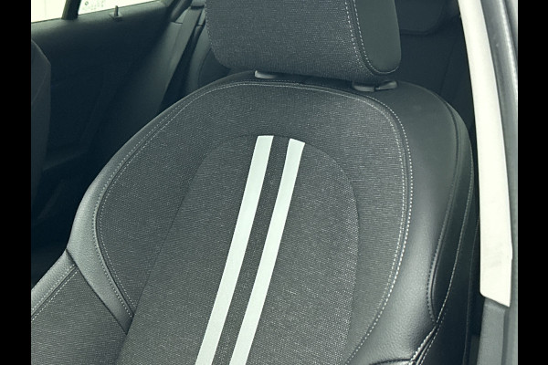 BMW 1-serie 118i Executive Edition (NL-auto, Goed OnderH, Carplay, Navi-groot, PDC V+A, Cruise Control, Etc)