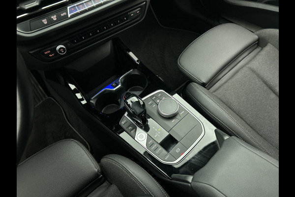 BMW 1-serie 118i Executive Edition (NL-auto, Goed OnderH, Carplay, Navi-groot, PDC V+A, Cruise Control, Etc)