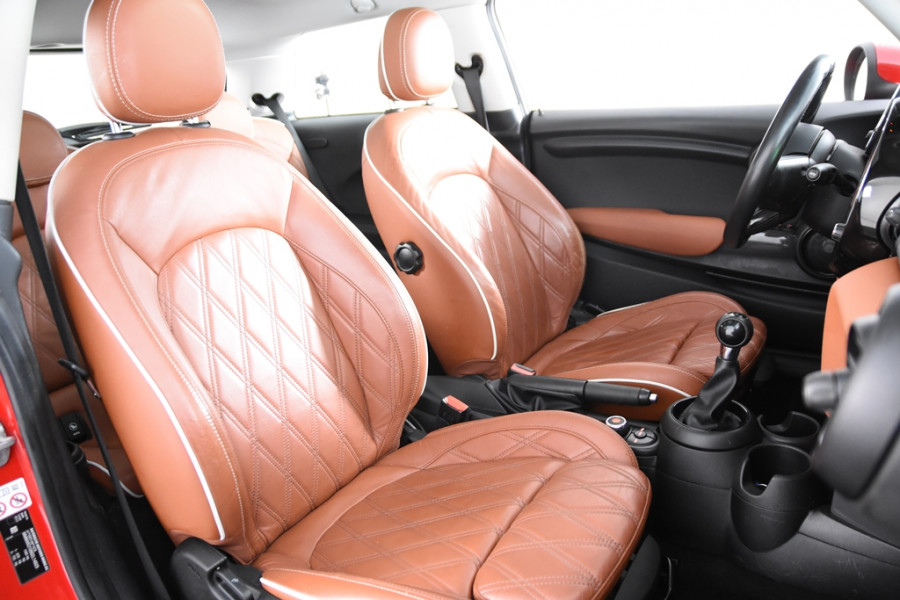 MINI Cooper 1.5 *1ste Eigenaar*Panoramadak*Stoelverwarming*PDC*