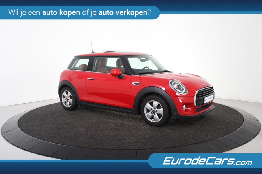 MINI Cooper 1.5 *1ste Eigenaar*Panoramadak*Stoelverwarming*PDC*