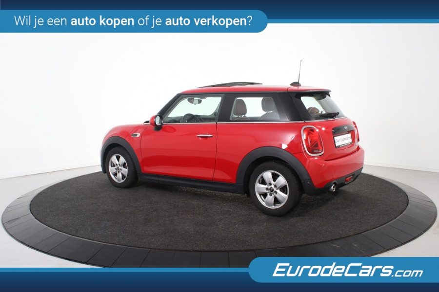 MINI Cooper 1.5 *1ste Eigenaar*Panoramadak*Stoelverwarming*PDC*