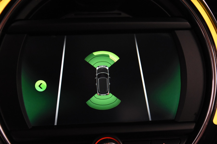 MINI Cooper 1.5 *1ste Eigenaar*Panoramadak*Stoelverwarming*PDC*