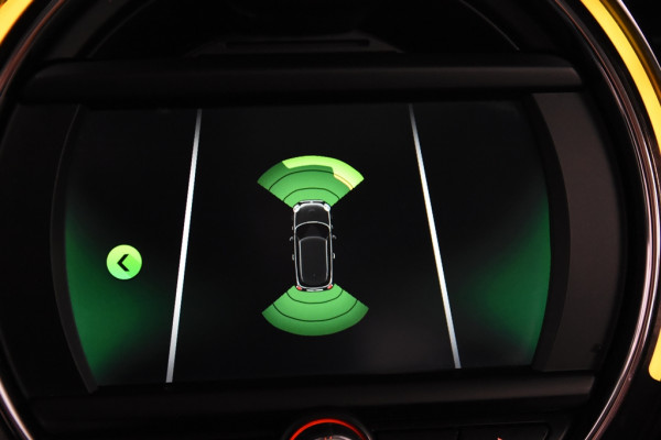 MINI Cooper 1.5 *1ste Eigenaar*Panoramadak*Stoelverwarming*PDC*