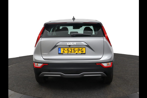 Kia Niro EV Light Edition 64.8 kWh Automaat SOH 98,8% Airco - Apple Carplay/Android Auto - Cruise Control - Navigatie - Fabrieksgarantie tot 05-2031