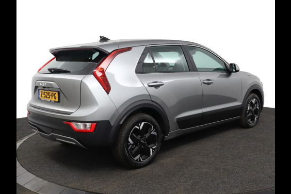 Kia Niro EV Light Edition 64.8 kWh Automaat SOH 98,8% Airco - Apple Carplay/Android Auto - Cruise Control - Navigatie - Fabrieksgarantie tot 05-2031