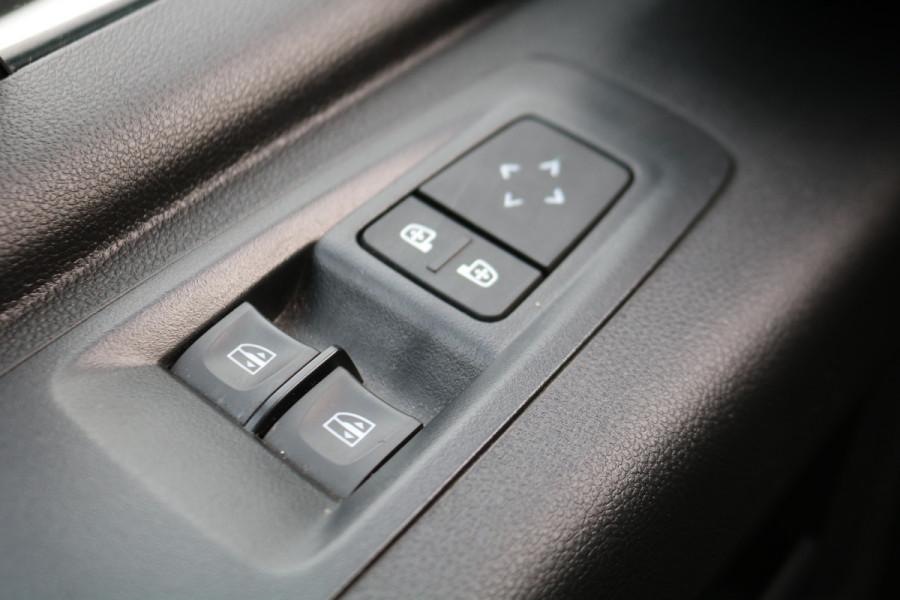 Renault Master 2.0 dCi 170pk L2 H2 Extra Airco Navigatie Camera Trekhaak