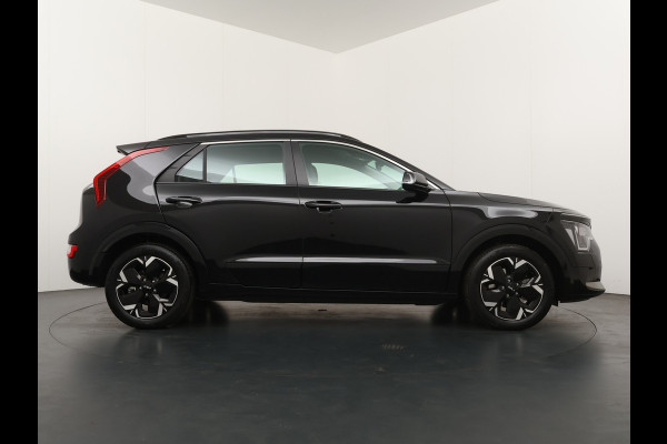 Kia Niro EV DynamicLine 64.8 kWh Automaat SOH 98,0% - Climate control  - Adaptive cruise control - Navigatie - Apple Carplay/Android Auto - Fabrieksgarantie t/m 02-2030