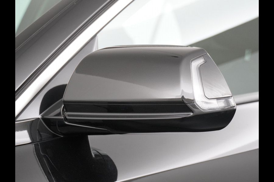 Kia Niro EV DynamicLine 64.8 kWh Automaat SOH 98,0% - Climate control  - Adaptive cruise control - Navigatie - Apple Carplay/Android Auto - Fabrieksgarantie t/m 02-2030