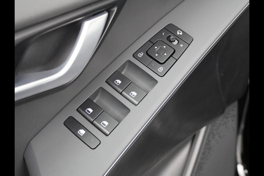 Kia Niro EV DynamicLine 64.8 kWh Automaat SOH 98,0% - Climate control  - Adaptive cruise control - Navigatie - Apple Carplay/Android Auto - Fabrieksgarantie t/m 02-2030