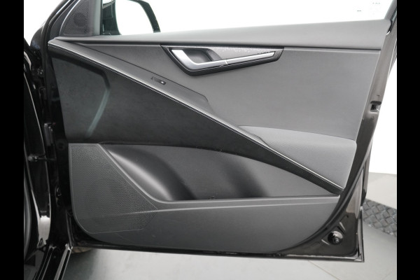 Kia Niro EV DynamicLine 64.8 kWh Automaat SOH 98,0% - Climate control  - Adaptive cruise control - Navigatie - Apple Carplay/Android Auto - Fabrieksgarantie t/m 02-2030