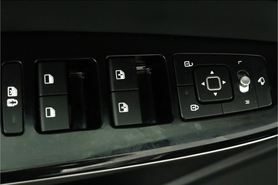 Kia Ev6 Edition Advanced 77.4 kWh Automaat SOH 98,6% - Matrix LED Koplampen - Kunst Lederen Bekleding - Adaptief Cruise Control - Climate Control - Fabrieksgarantie Tot 2031